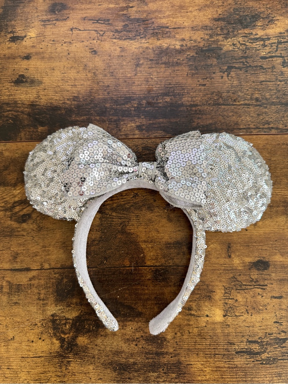 Disneyland Silver Sequined Minnie Ears